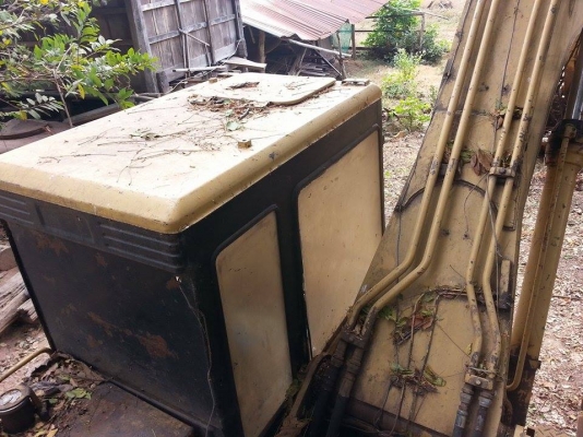 ขายแบคโคCAT E200B เครื่องMITSUBISHI TURBO เครื่องดี ปั้มเดิม เอวแน่น ช่วงล่างดี ไม่โหลด บูมอาร์มดี พร้อมใช้งาน  สนใจโทร090-8588220คุณนะ ID:narong498 หรือ www.truck.in.th/498 หรือfb:ณรงค์ ซื้อขายรถมือสอง (เว็บไซต์ส่วนตัว)