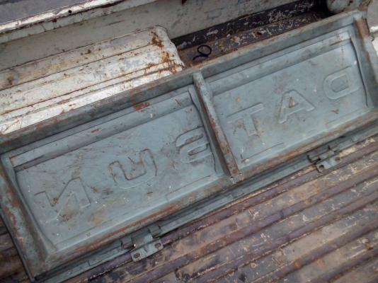 ฝาท้ายกะบะ datsun 521,620,720 mazda1000 proceed ฝาท้ายกะบะ datsun 521,620,720 mazda1000 proceed