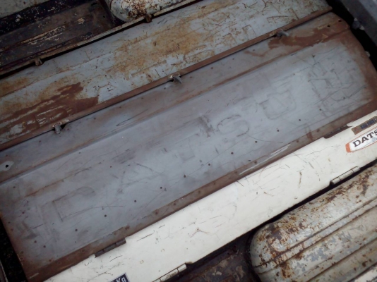 ฝาท้ายกะบะ datsun 521,620,720 mazda1000 proceed