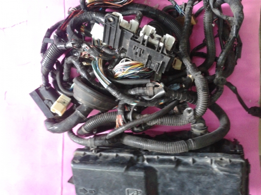 ชุดสายไฟในห้องเครื่องอีชูชุดีแมกช์โกชีรี่+กล่องฟิวครับ