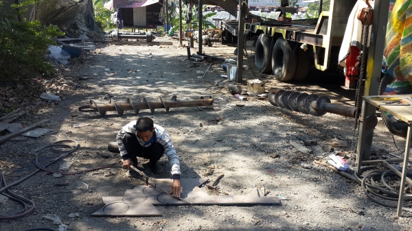 ขายมอเตอร์พร้อมดอกเจาะดินยืดยาว5.5