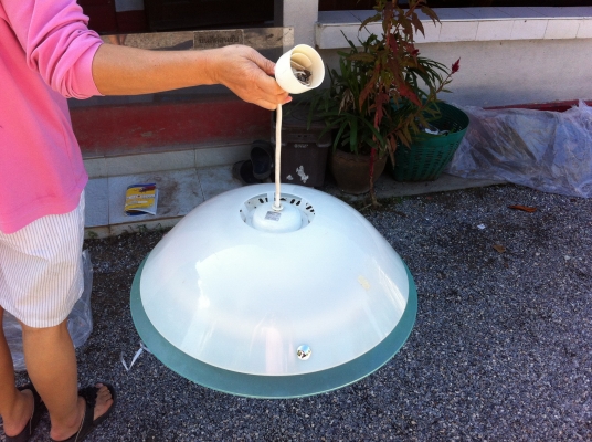 (แบบที่3 )โครมไฟยี่ห้อ NEC ติดผนังเพดาจากญี่ปุ่น ใช้เชื่อกดึงจะเปิดได้3-4 ระดับ ตามภาพ ขนาด 55 CM.  ใช้หลอดสามหลอดสามขนาด