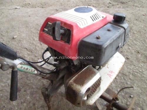 ลดกระหน่ำ!!! โปรโมชั่น ถึง 31 ม.ค. 58 กว่า 200 รายการ   เครื่องพรวนดิน     HONDA  รหัสสินค้า : 14002128   ที่ www.nihonmono.com