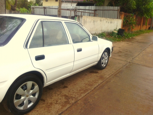 ขายโตโยต้าโคโลน่าเครื่องหัวฉีดเกียรออโต้ ติดแก็ช สีสวย  แอร์เย็น ภาษีไม่ขาด 37000 บาท