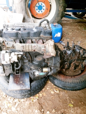 ขายเครื่อง  อีซูสุ  4BE1 110 HP  พร้อมเกียร์ 115   สวย สวย ราคาโดนใจ สภาพใช้งานได้ เกียร์ไม่หลุดไม่หอน เเถมหม้อน้ำอีด1ชุด  พร้อมปั้มปั่นเพาเวอร์ ถอดลงจากรถจะวางเครื่องใหญ่ ราคานี้หาไม่ได้แล้วคับ สนใจติดต่อ  เล็ก โคราช  085-2475277  อยู่ อ. เฉลิมพระเกียรติ