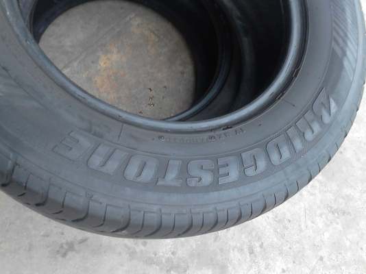215/65R15 BRIDGESTONE LEO 627 มี 2 เส้น โทร.081-427-3941 215/65R15 BRIDGESTONE LEO 627 มี 2 เส้น โทร.081-427-3941