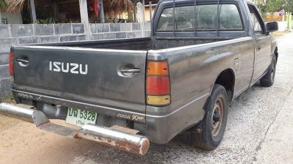 ขายกระบะตอนเดียว อีซุซุมังกรปี38 แชชซีสวยเครื่องดี ยางดีทะเบียนเต็มปี58 ภายในสวยสภาพพร้อมใช้งาน ขายกระบะตอนเดียว อีซุซุมังกรปี38 แชชซีสวยเครื่องดี ยางดีทะเบียนเต็มปี58 ภายในสวยสภาพพร้อมใช้งาน