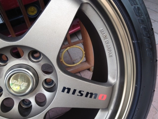 ล้อแท้ NISMO GT4 ขอบ17หน้า7ครึ่งหลัง8ครึ่งอ๊อฟ30กับ40สีเดิมจากญี่ปุ่นติดRE01 ล้อแท้ NISMO GT4 ขอบ17หน้า7ครึ่งหลัง8ครึ่งอ๊อฟ30กับ40สีเดิมจากญี่ปุ่นติดRE01