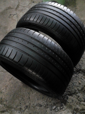 265/35R18 acceiera PHI ปี 2013  มี 2 เส้น  TEL.081-427-3941