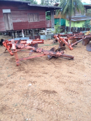 ขายผาน3ตราช้างสำหลับใส่กับรถ50แรงขึ้นไปสภาพเดิมๆคับมีหลายพวงคับ