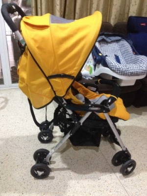 รถเข็นเด็ก COMBI เหลือดำสียังสดสภาพใหม่มากมือสองญี่ปุ่นพับง่ายครับ รถเข็นเด็ก COMBI เหลือดำสียังสดสภาพใหม่มากมือสองญี่ปุ่นพับง่ายครับ