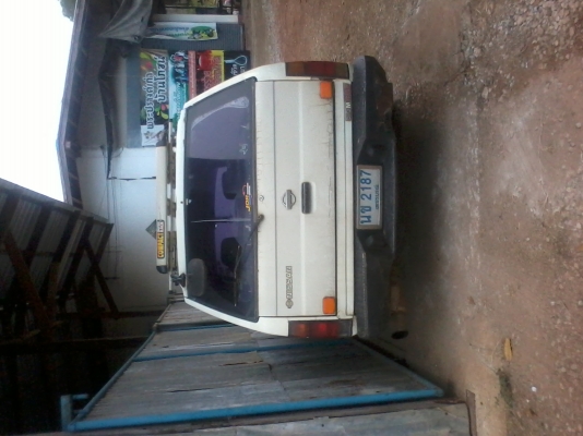 ขาย nissan big-m van 5 dr ขาย nissan big-m van 5 dr