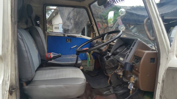 รถหก KM เครื่อง WO4D  ช่วงล่าง FC แอร์เย็น ยางเลเดียน 6 เส้น สภาพพร้อมใช้งาน เอกสารครบ