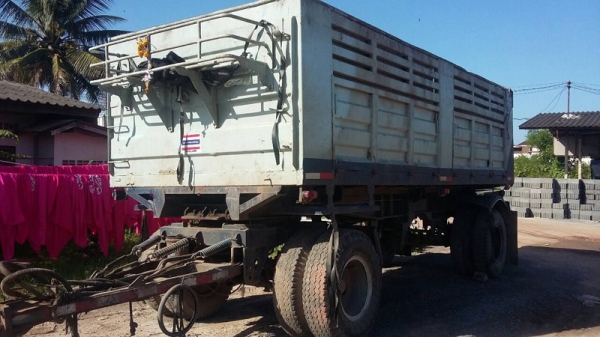 ขายหางพ่วง RCK  2 เพลา.  สนใจติดต่อ 081 - 6079515