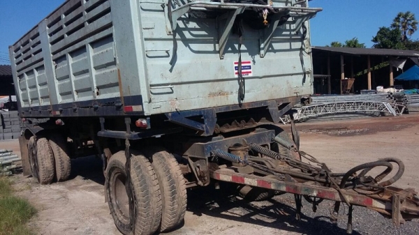 ขายหางพ่วง RCK  2 เพลา.  สนใจติดต่อ 081 - 6079515