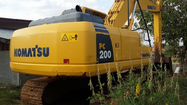 ขายรถขุดแบ็คโครถตักKOMATSU 200-8 สภาพเดิมใช้งาน1,1XX ชม. เครื่องแห้งปั๊มแห้ง บูมสวยสภาพพร้อมใช้งาน แอร์เย็น ทำงานเร็ว