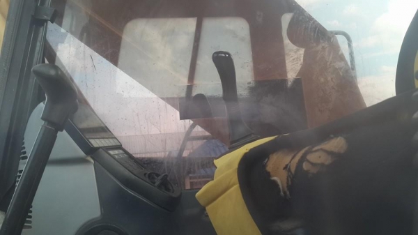 ขายรถขุดแบ็คโครถตักKOMATSU 200-8 สภาพเดิมใช้งาน1,1XX ชม. เครื่องแห้งปั๊มแห้ง บูมสวยสภาพพร้อมใช้งาน แอร์เย็น ทำงานเร็ว ขายรถขุดแบ็คโครถตักKOMATSU 200-8 สภาพเดิมใช้งาน1,1XX ชม. เครื่องแห้งปั๊มแห้ง บูมสวยสภาพพร้อมใช้งาน แอร์เย็น ทำงานเร็ว