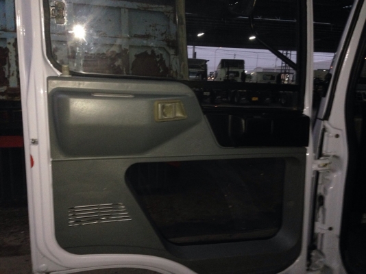 ขายรถ 6 ล้อ HINO FC 4J ตู้บรรทุกยาว5.5 เมตร สภาพพร้อมใช้งาน สนใจติดต่อ 080-4477814 พีรพงษ์