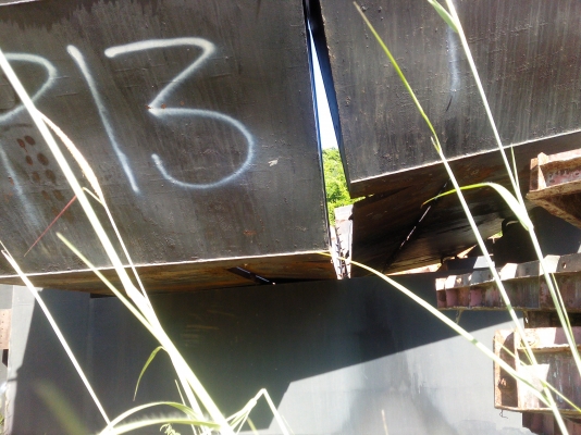 แพดั้มสำหรับถ่ายดินที่ลอกคลองกลางน้ำหรือผักตบชะวา 450,000 แพดั้มสำหรับถ่ายดินที่ลอกคลองกลางน้ำหรือผักตบชะวา 450,000