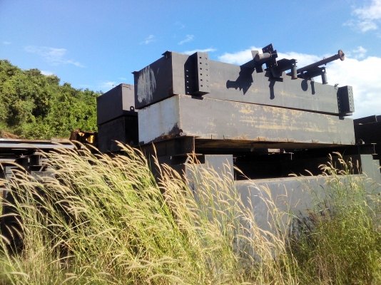 แพรถแบคโฮไว้สำหรับลอกคลองขนาดมาตฐาน 5ชิ้นประกอบมีขาเสาเข็มพร้อมทำมาใหม่เหล็กใหม่ใช้ได้งานเดียว 1,500,000 090-772-3710