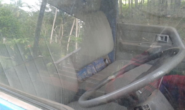 ขาย 6 ล้อ ดั้ม 3 คิว สภาพสวยไม่มีเล่ม ขาย 6 ล้อ ดั้ม 3 คิว สภาพสวยไม่มีเล่ม