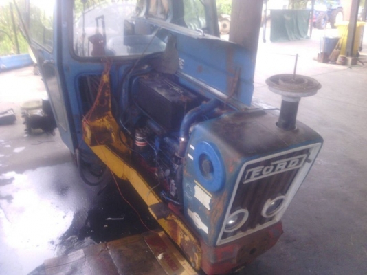 ขายแล้วขอบคุณเฮียต๋อง พิษณุโลกมากครับ ชุดตักหน้ารถไถฟอร์ด 5000-6610ตรงรุ่น  โครงสวยครบ ขายตามสภาพเลยชุดนี้พร้อมคอนโทล พึ่งออกตู้มาสดๆร้อนๆครับp