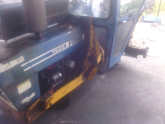 ขายแล้วขอบคุณเฮียต๋อง พิษณุโลกมากครับ ชุดตักหน้ารถไถฟอร์ด 5000-6610ตรงรุ่น  โครงสวยครบ ขายตามสภาพเลยชุดนี้พร้อมคอนโทล พึ่งออกตู้มาสดๆร้อนๆครับp