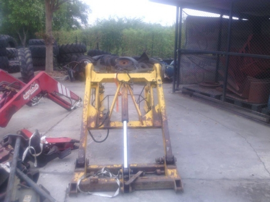 ขายแล้วขอบคุณเฮียต๋อง พิษณุโลกมากครับ ชุดตักหน้ารถไถฟอร์ด 5000-6610ตรงรุ่น  โครงสวยครบ ขายตามสภาพเลยชุดนี้พร้อมคอนโทล พึ่งออกตู้มาสดๆร้อนๆครับp