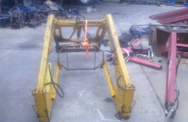 ขายแล้วขอบคุณเฮียต๋อง พิษณุโลกมากครับ ชุดตักหน้ารถไถฟอร์ด 5000-6610ตรงรุ่น  โครงสวยครบ ขายตามสภาพเลยชุดนี้พร้อมคอนโทล พึ่งออกตู้มาสดๆร้อนๆครับp