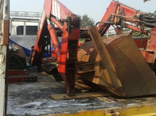 ขายแล้ว ขอบคุณพี่อุดร จ.ศรีสะเกษมากครับ ชุดตักหน้ารถไถฟอร์ด 6610ตรงรุ่น ยี่ห้อMAILLEUX  MX480