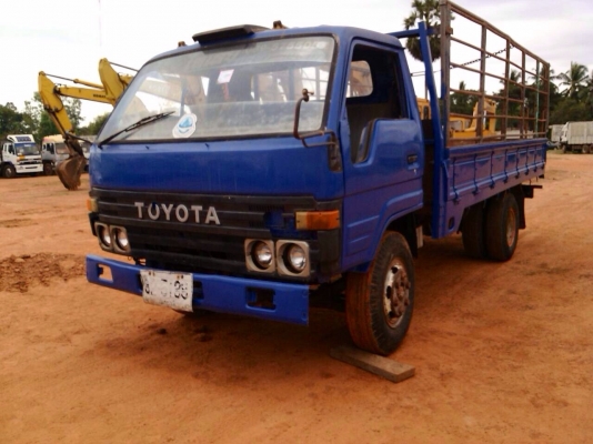 ขายด่วน  รถหกล้อ  โตโยต้า  ราคาพอดี