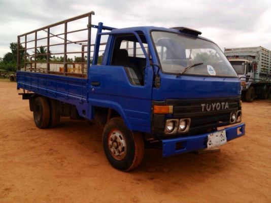 ขายด่วน  รถหกล้อ  โตโยต้า  ราคาพอดี