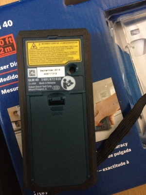 ต้องการขาย เครื่องวัดระยะเลเซอร์ BOSCH GLM40