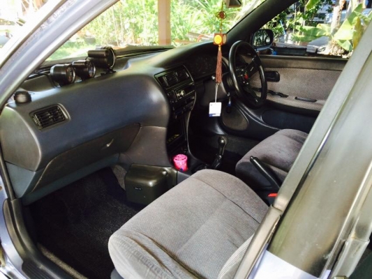 ขาย TOYOTA โคโรร่าสามห่วงae101ตัวท็อป