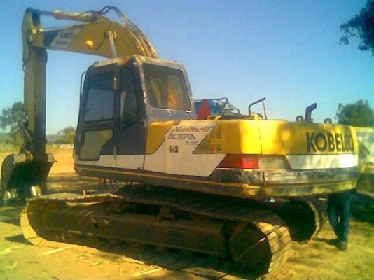 **840,000 บ.ต่อรอง**ขาย KOBELCO MARK-3 SK200 เก๋งน้ำเงิน แบคโฮ พร้อมใช้งาน ไฟฟ้าครบ เครื่องเดิม ปั้มเดิม แน่นดี แรงดี ทำงานดีเร็ว คล่องตัว บูมอาร์มสวยไม่ปะ บุ้งกี๋ดี หนา เอวดีแน่น ไม่แตกไม่ร้าว ช่วงล่าง80\% โซ่ดีหนา แทร็กครบ เฟรมสวย สป็อคเก็ตเยอะ โรลเลอร์ด **840,000 บ.ต่อรอง**ขาย KOBELCO MARK-3 SK200 เก๋งน้ำเงิน แบคโฮ พร้อมใช้งาน ไฟฟ้าครบ เครื่องเดิม ปั้มเดิม แน่นดี แรงดี ทำงานดีเร็ว คล่องตัว บูมอาร์มสวยไม่ปะ บุ้งกี๋ดี หนา เอวดีแน่น ไม่แตกไม่ร้าว ช่วงล่าง80\% โซ่ดีหนา แทร็กครบ เฟรมสวย สป็อคเก็ตเยอะ โรลเลอร์ด