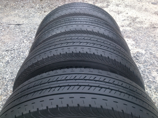 ขายแม็กISUZUพร้อมยางบริดสโตน 215/70R16 ยางสัปดาห์ที่53ปี12  สวยๆจำนวน 1  ชุด