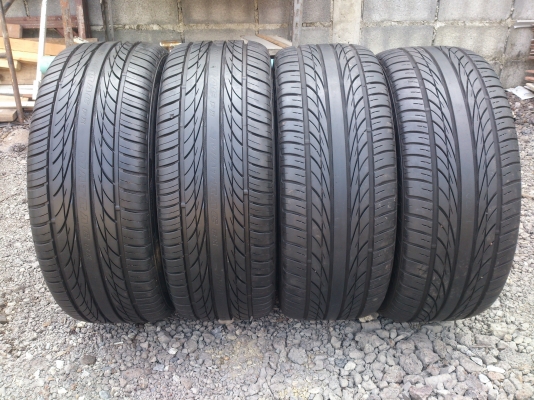 ขายแม็กขอบ18 5รู100,114.3 8นิ้ว พร้อมยาง225/45R18 ยางสัปดาห์ที่30ปี11  ยางสวยมากดอกเต็มใช้งานน้อยไม่แตกลายไม่ร้าวสวยๆ  จำนวน 1  ชุด