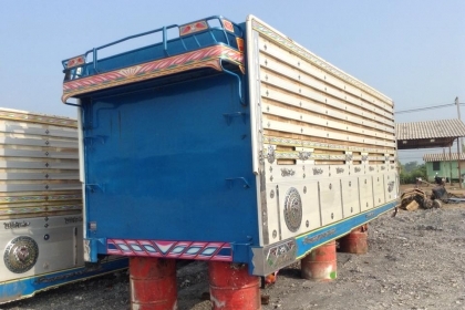 ขายกระบะรถสิบล้ออลูมิเนียมชุดใหญ่ ตัวหัว-ลูกพ่วง