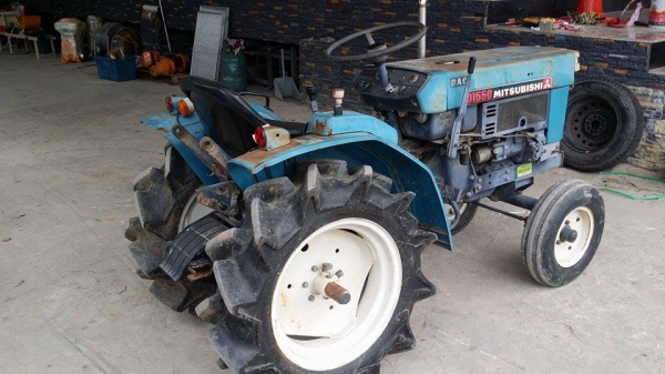 รถไถพรวนดินนั่งขับ MITSUBISHI 15 แรง เก่าญี่ปุ่น เพลาเดียว เครื่องยนต์ดีเซล สภาพพร้อมใช้งาน รถไถพรวนดินนั่งขับ MITSUBISHI 15 แรง เก่าญี่ปุ่น เพลาเดียว เครื่องยนต์ดีเซล สภาพพร้อมใช้งาน