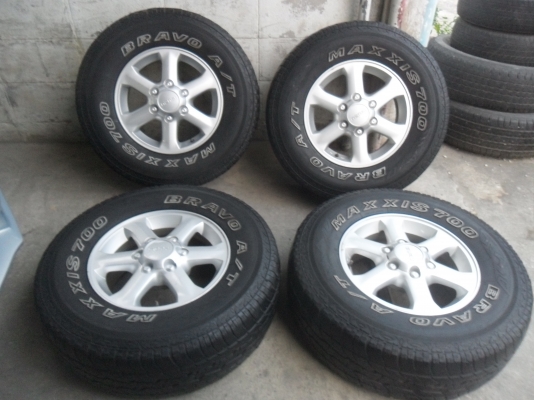 ล้อแม็ก 16นิ้ว 6รู อีซูสุ พร้อมยาง สวยๆ 4 ล้อ ราคา 6900 บาท