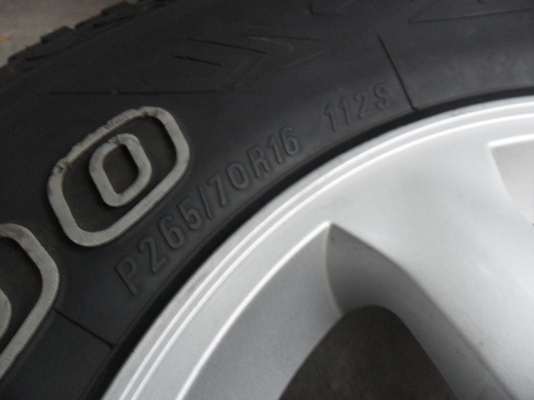 ล้อแม็ก 16นิ้ว 6รู อีซูสุ พร้อมยาง สวยๆ 4 ล้อ ราคา 6900 บาท ล้อแม็ก 16นิ้ว 6รู อีซูสุ พร้อมยาง สวยๆ 4 ล้อ ราคา 6900 บาท