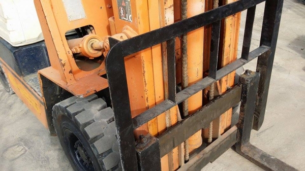 รถโฟล์คลิฟต์ TOYOTA เก่าญี่ปุ่น ขนาด 1.5 ตัน เครื่องยนต์เบนซิน พวงมาลัยเพาเวอร์ ยางตัน ยกสูง 5.5 เมตร สภาพดีพร้อมใช้งาน รถโฟล์คลิฟต์ TOYOTA เก่าญี่ปุ่น ขนาด 1.5 ตัน เครื่องยนต์เบนซิน พวงมาลัยเพาเวอร์ ยางตัน ยกสูง 5.5 เมตร สภาพดีพร้อมใช้งาน