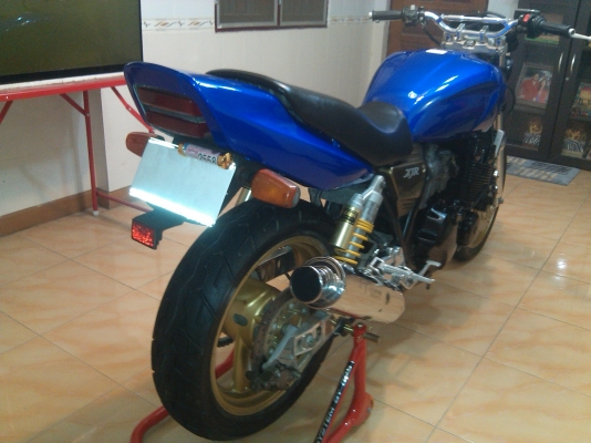ราคานี้ก่อนสิ้นเดือนครับ xjr400 เครื่องใหม่ สำเนาทะเบียน ไม่ขาดต่อ 49500