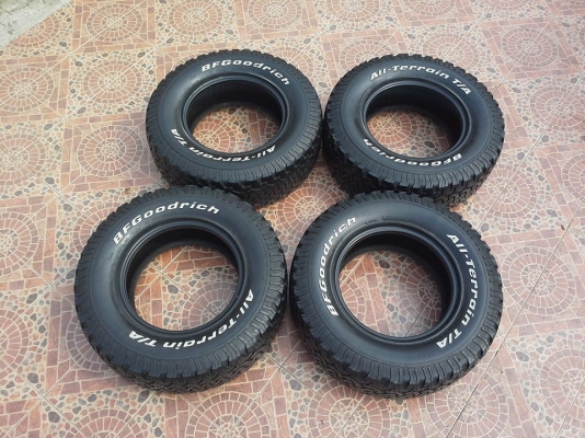 ชุดแรกของปีครับขายยาง bf at 265/70/16 ถูกๆดีๆ 1 ชุดครับ