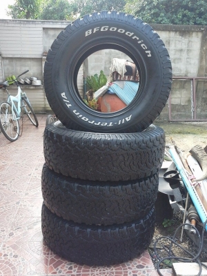 ชุดแรกของปีครับขายยาง bf at 265/70/16 ถูกๆดีๆ 1 ชุดครับ ชุดแรกของปีครับขายยาง bf at 265/70/16 ถูกๆดีๆ 1 ชุดครับ