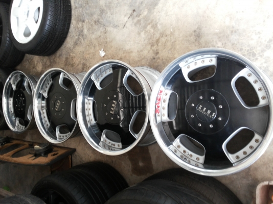 ขายล้อขอบ18 6 รู 9x10 ขายล้อขอบ18 6 รู 9x10