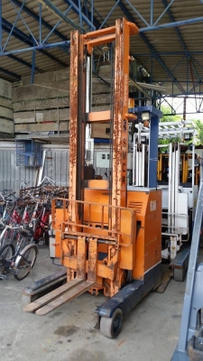 ขาย รถยกไฟฟ้า แบบ ยืนขับขนาด 1.4 ตัน เสาสูง 5 เมตร มือสองญี่ปุ่น ไม่เคยใช้งานในไทยค่ะ