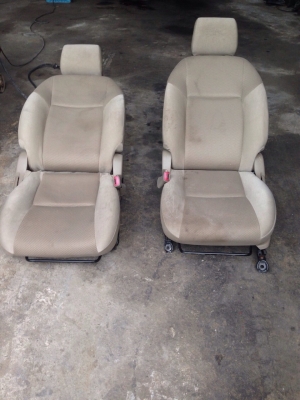 เบาะวีโก้เเคปสภาพสวยสมบูรณ์มีอีกหลายรุ่นทั้งตอนเดียวเเละเเคป