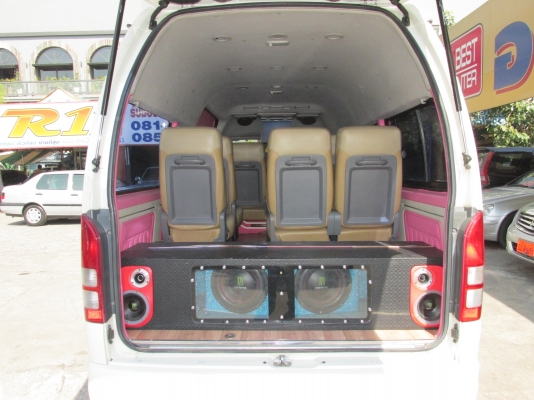 TOYOTA COMMUTER D4D 2012