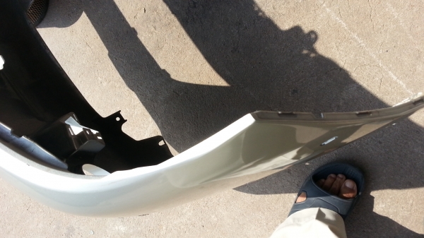 กันหน้า VIGO CHAMP ตัวสูง มีรูคิ้ว ของแท้มือสอง กันหน้า VIGO CHAMP ตัวสูง มีรูคิ้ว ของแท้มือสอง